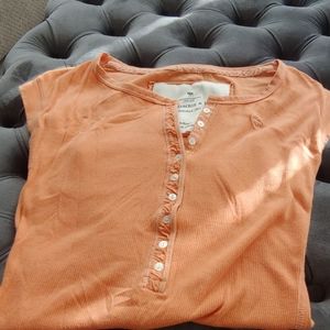 Abercrombie & Fitch tee